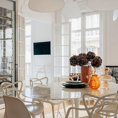 Veeve - Enlightened Luxe Parigi
