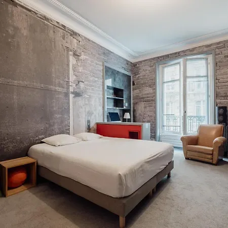 Veeve - Enlightened Luxe * Parigi